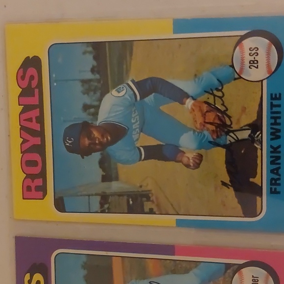 Kansas City Royals 1975 Topps Trading Cards - Picture 9 of 11